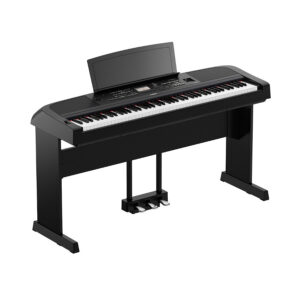 YAMAHA DGX670B CON MOBILE L300 E SET PEDALI LP1B